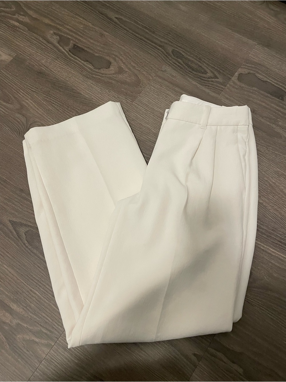 Aritzia Effortless Low Rise Pants White Tailored Trousers